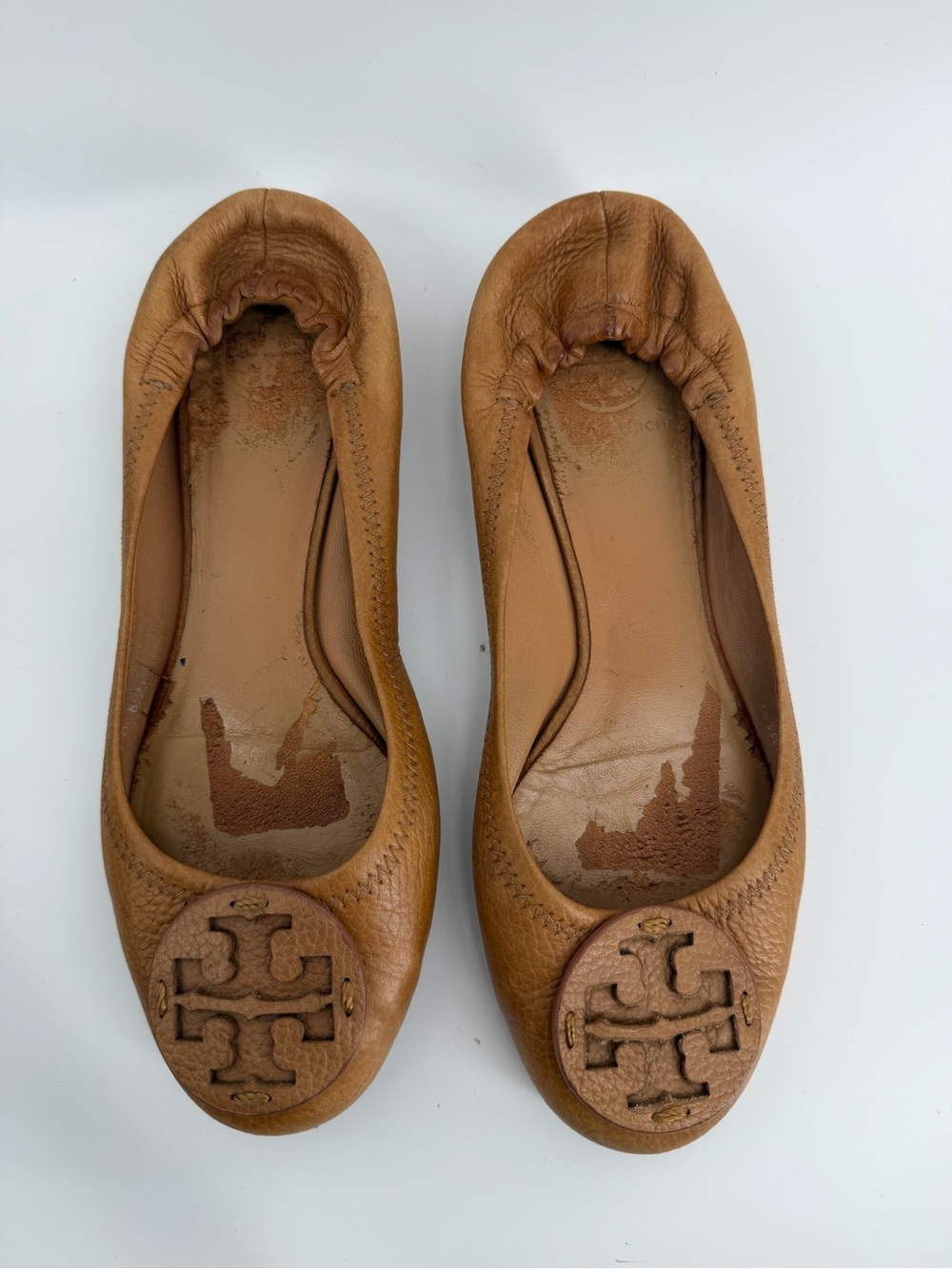 Tory Burch Women's Casual Shoes Reva Flat Tan Logo Leather Size 8.5